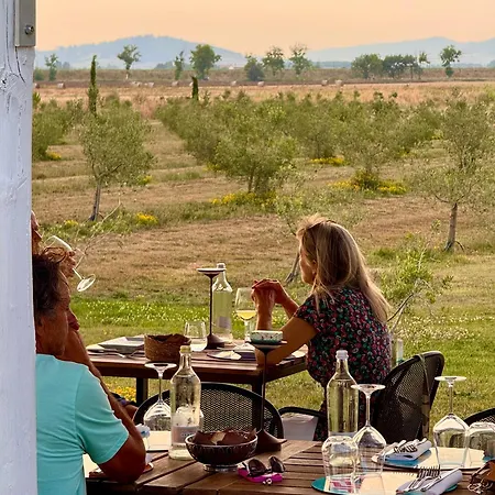 Radicata Tuscany Relais אלביניה