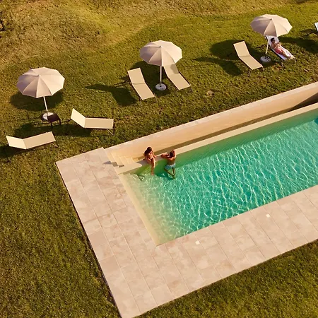 בית חווה Radicata Tuscany Relais *